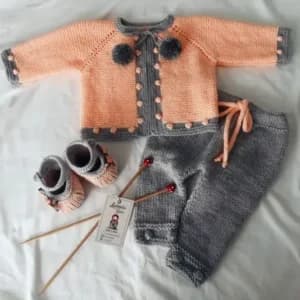 Conjunto tejido para niña - imagen 1