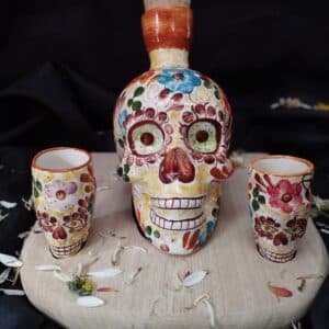 Botella Catrina y Copa de Tequila: Arte y Tradición en Tu Mesa - imagen 4