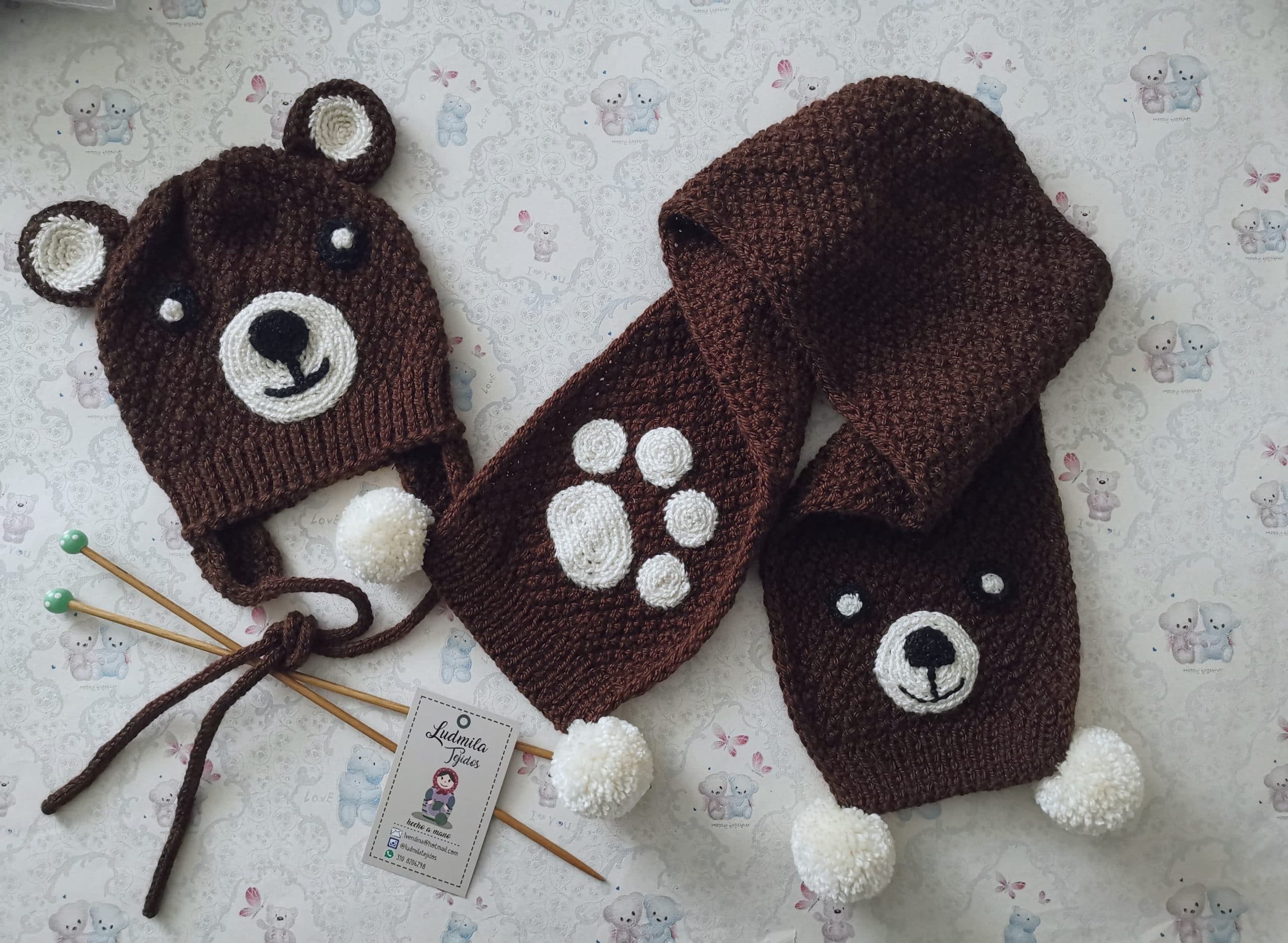 Newborn Kit: Hand Knitted Baby Set - Hypoallergenic Wool Hat &amp; Scarf