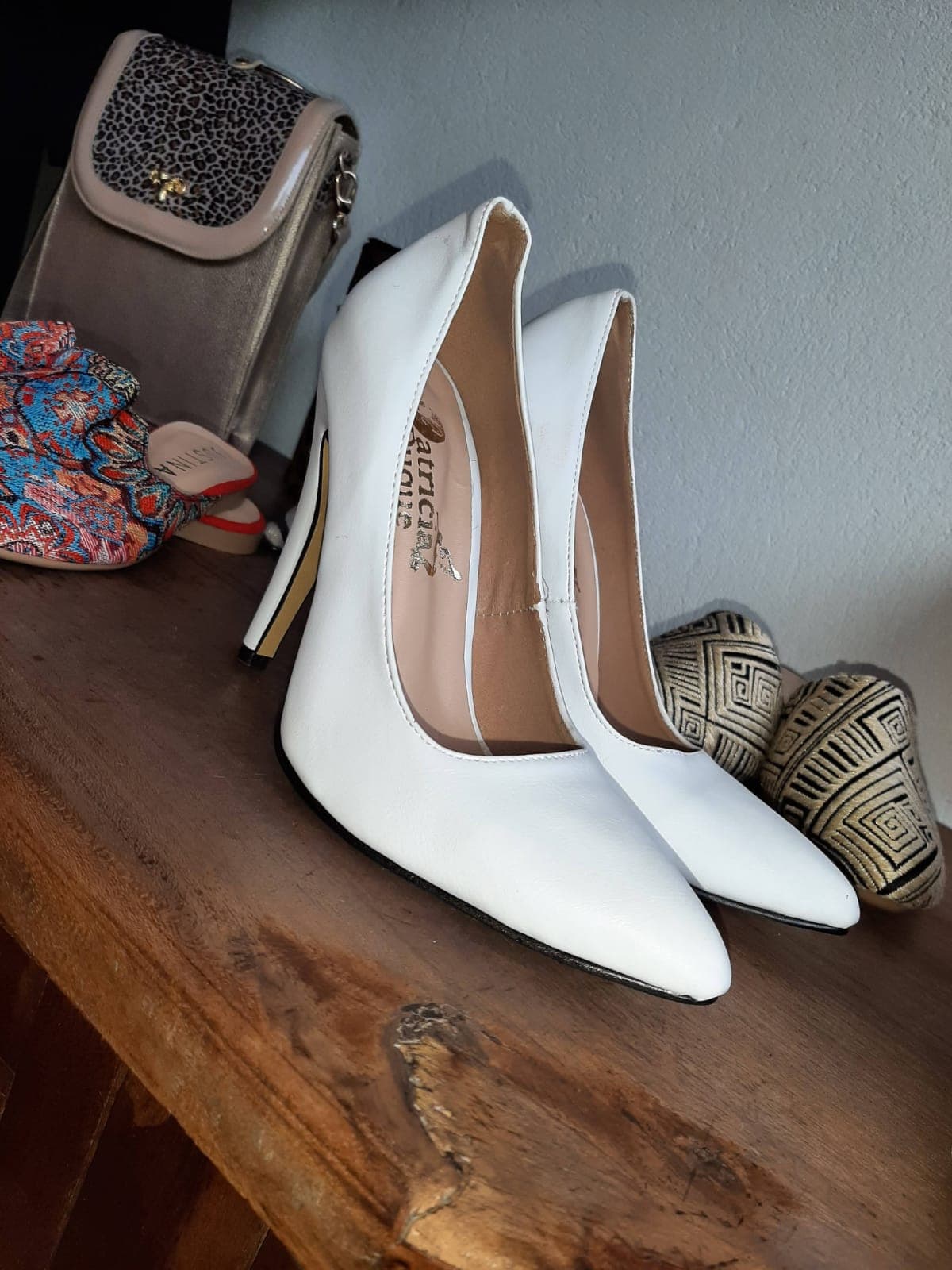 Compra Tacones Altos de Plataforma: Estilo y Elegancia en Cada Paso